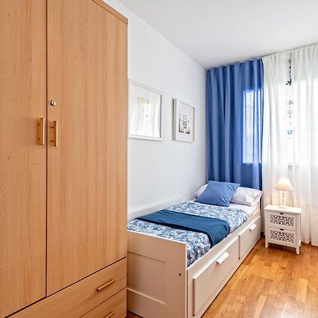Calido Apartamento Con Piscina En Barcelona Ripollet Exteriér fotografie